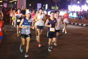 BIB: 142
                            <button type="button" onclick="openModal(23171350)" class="btn btn-primary btn-sm float-right btn-popup" data-toggle="modal" data-target=".modal-high-quality">
                        <i class="fas fa-shopping-cart"></i> Add to Cart
                    </button>
                                            <button type="button" onclick="isThisMe(23171350, true)" class="btn btn-success btn-sm float-right btn-popup btn-isme hidden" data-toggle="tooltip" data-placement="bottom" title="นี่คือรูปของคุณใช่ไหม คลิกที่นี่เพื่อเอาเข้าอัลบั้ม">
                        <i class="fas fa-plus"></i> Add to album
                    </button>
                    <button type="button" onclick="isThisMe(23171350, false)" class="btn btn-warning btn-sm float-right btn-popup btn-isnotme hidden">
                        <i class="fas fa-ban"></i> Remove from album
                    </button>